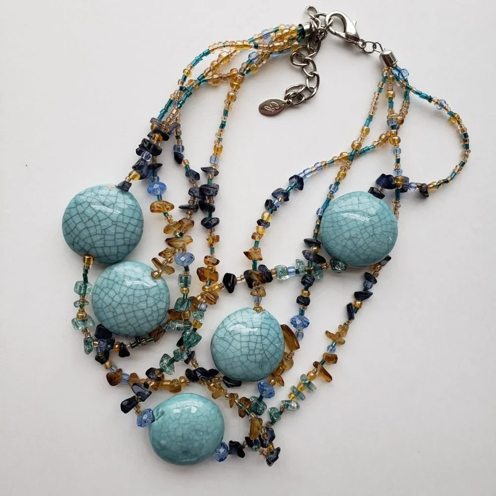 NWOT fun and Beautiful Statement Necklace. - Picture 5 of 9